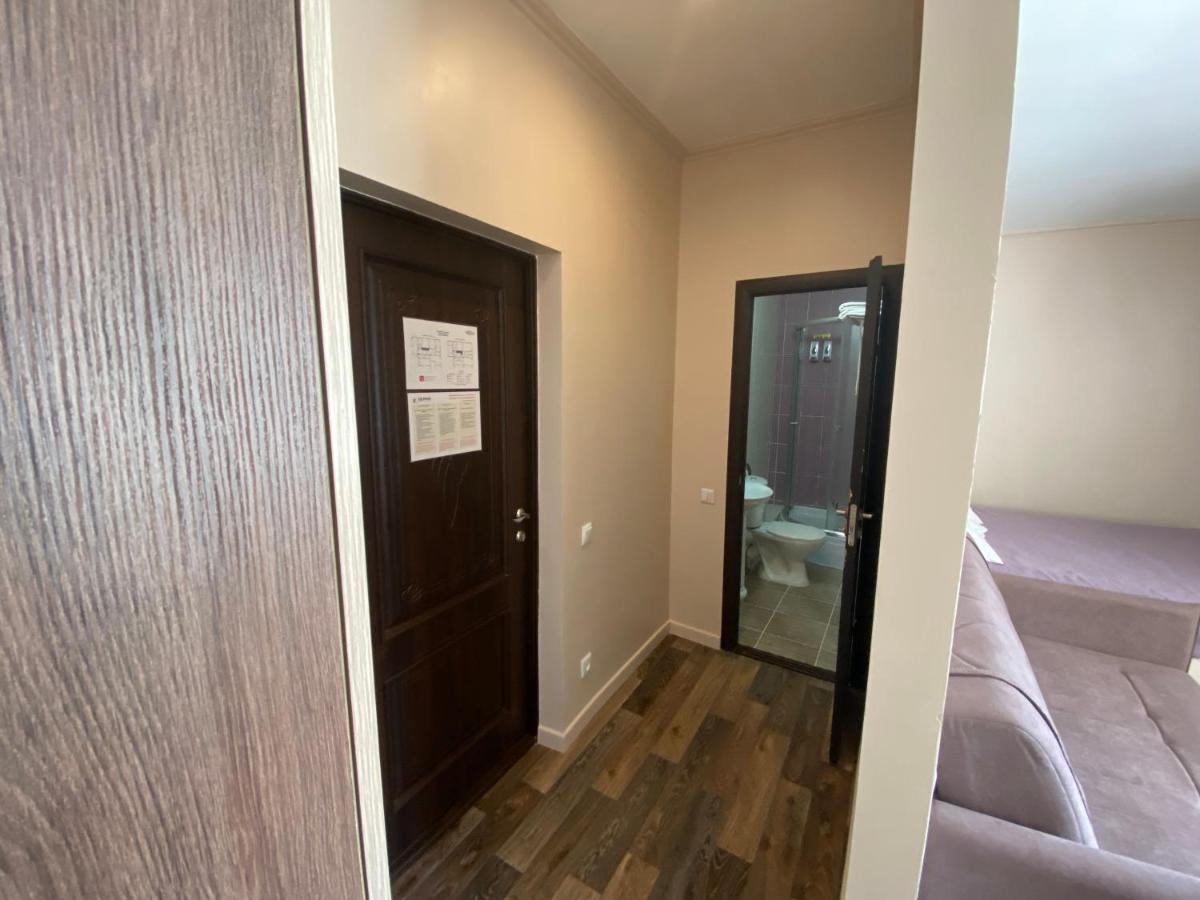 Ulpan Mini Hotel Astana Luaran gambar