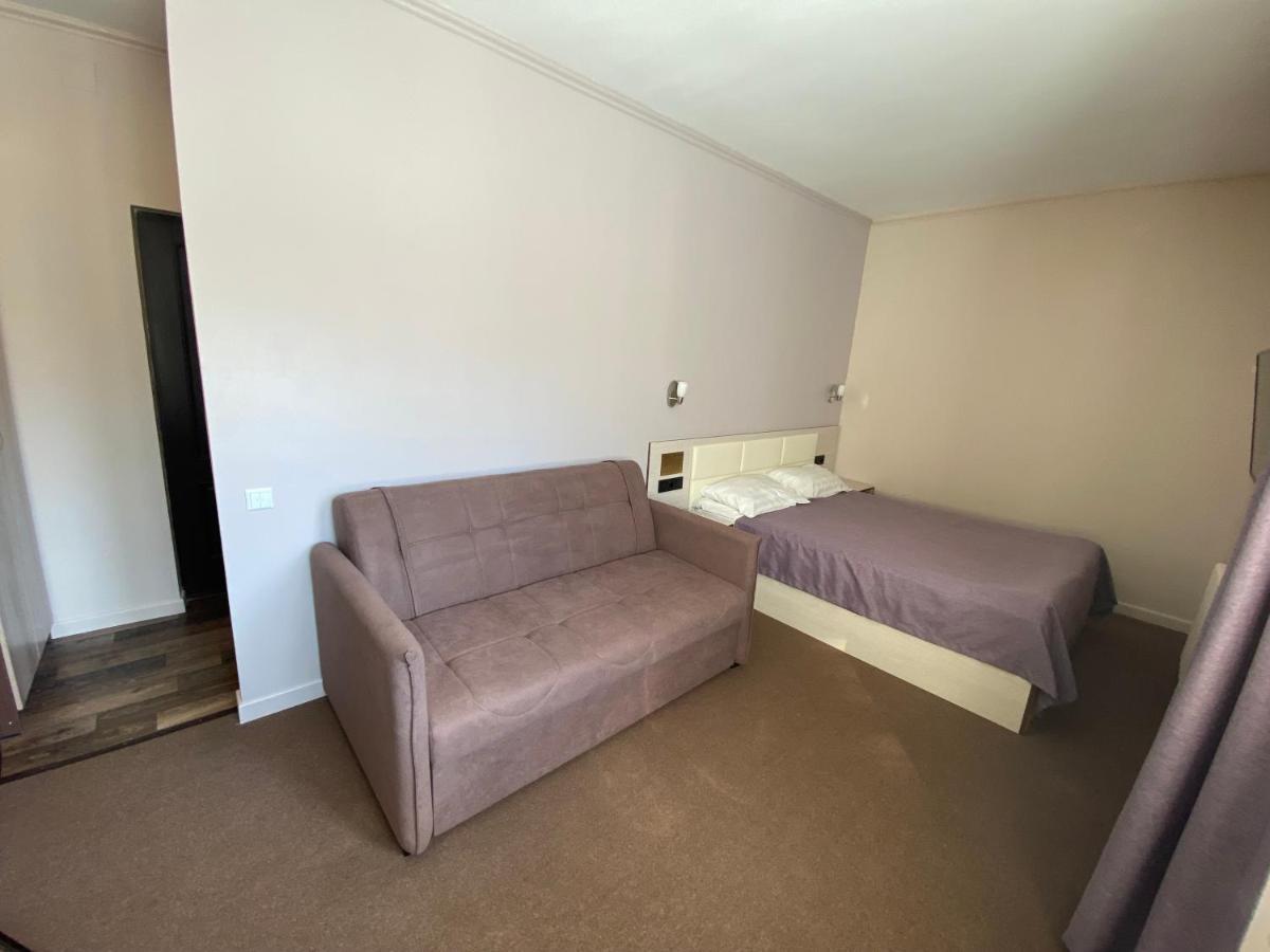 Ulpan Mini Hotel Astana Luaran gambar