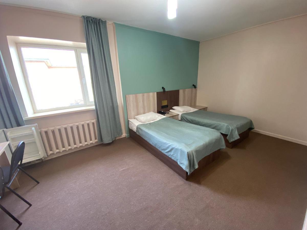 Ulpan Mini Hotel Astana Luaran gambar