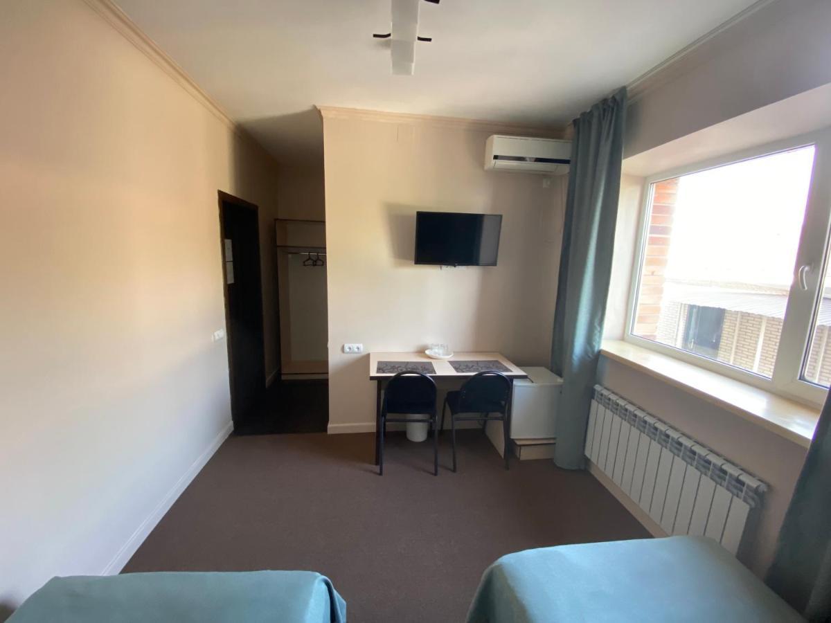 Ulpan Mini Hotel Astana Luaran gambar