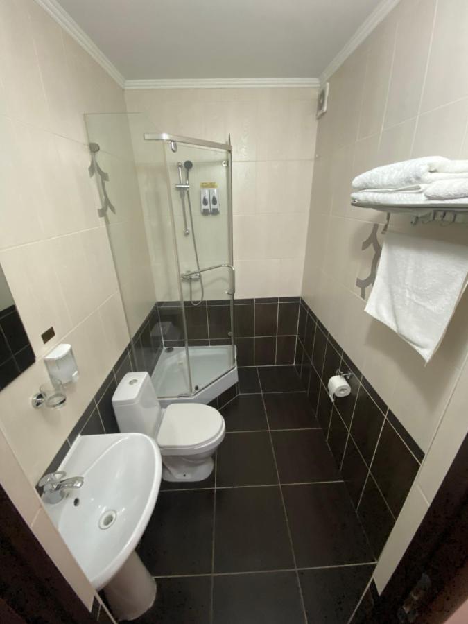 Ulpan Mini Hotel Astana Luaran gambar