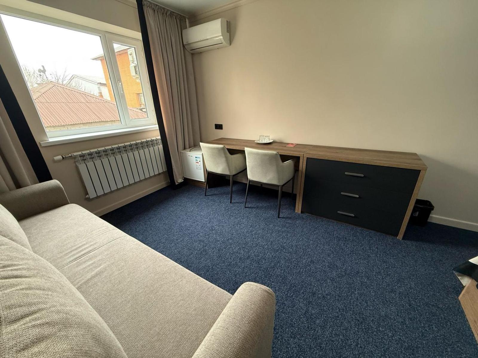Ulpan Mini Hotel Astana Luaran gambar