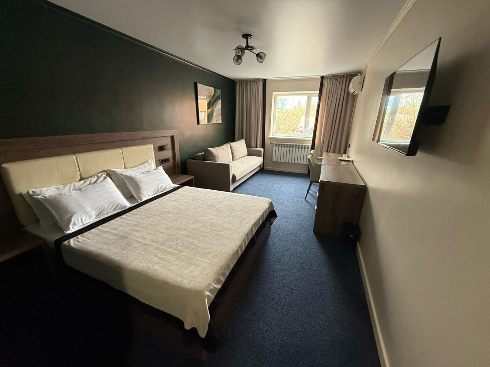 Ulpan Mini Hotel Astana Luaran gambar